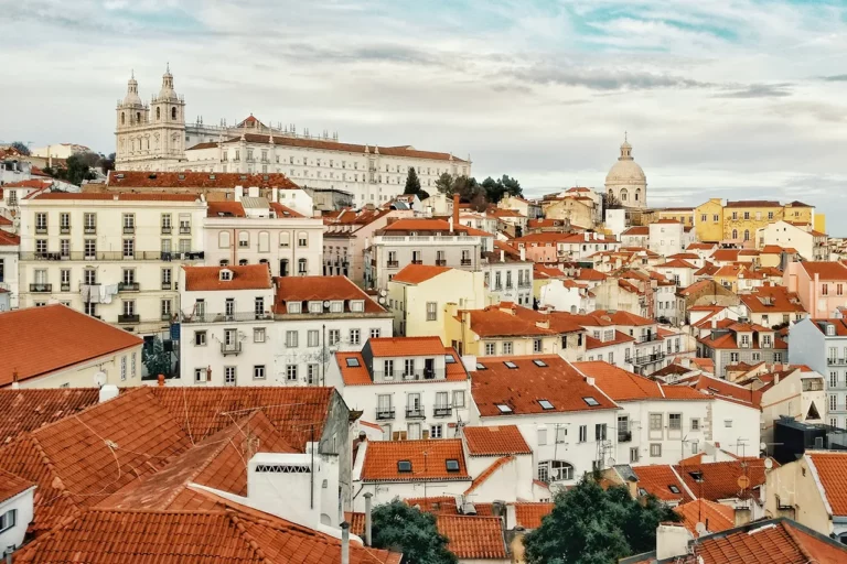 Moving to Portugal: A Comprehensive Checklist